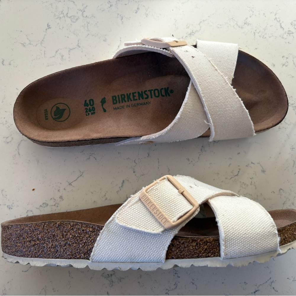 Birkenstock sandals 40 (9.5)